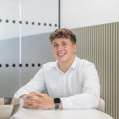 Alex Zeckler - Photo