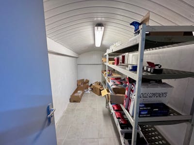 77 Abbey Road, London, Retail Lease Assignment - 77 Abbey Road (27).jpg