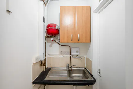 Unit 4D, 63-65 Princelet Street, London, Retail To Let - Princelet St U4D - Low Res 9.jpg