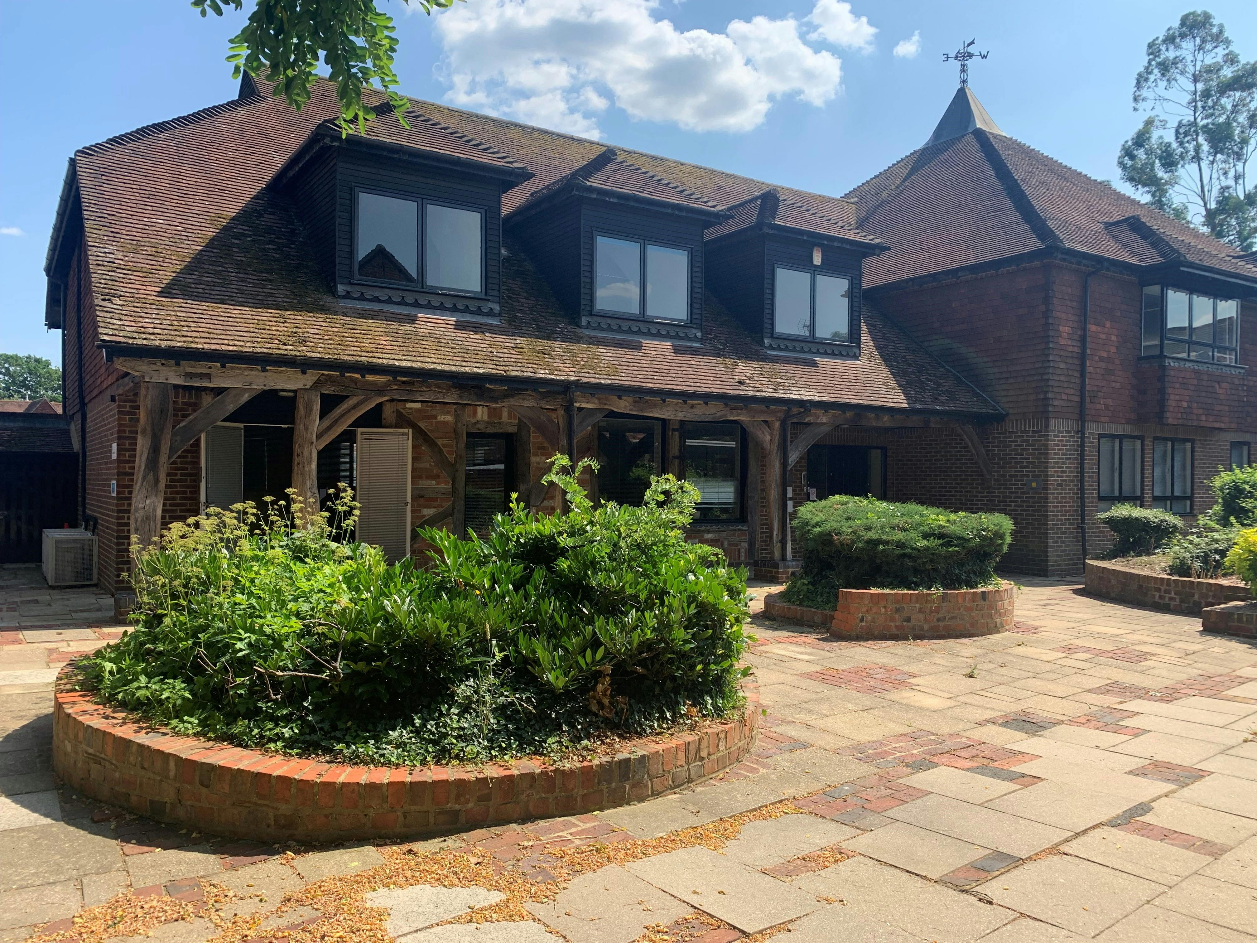 4 The Courtyard, Wokingham, Offices To Let - 3.jpg