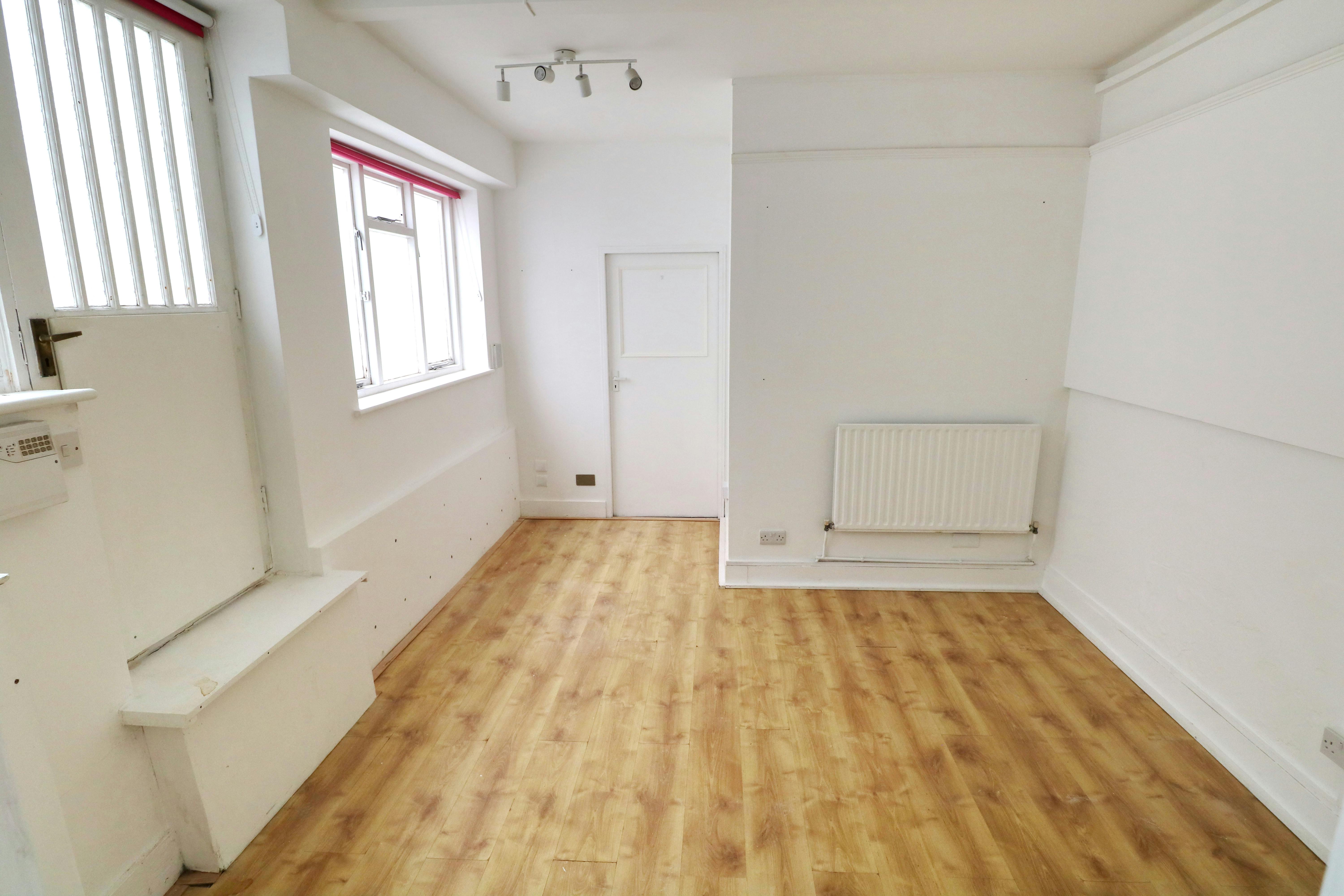 The Old Bakery, Units 1a and 2 - Interior 1.jpg