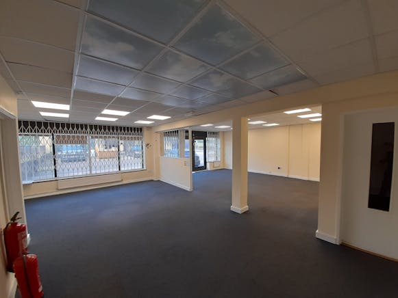 Faraday Court, Basingstoke, Offices To Let - 20250915_131321.jpg
