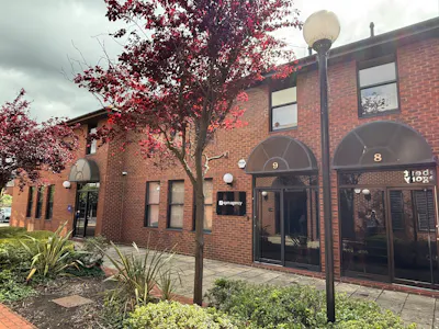 Unit 9 Winchester Place, Poole, Office To Let - IMG_4136.JPEG