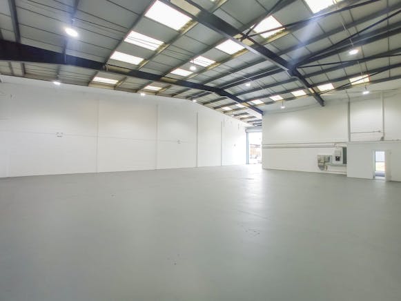 Unit 6, Kendal Court, Park Royal, Industrial / Warehouse To Let - 4 .jpg