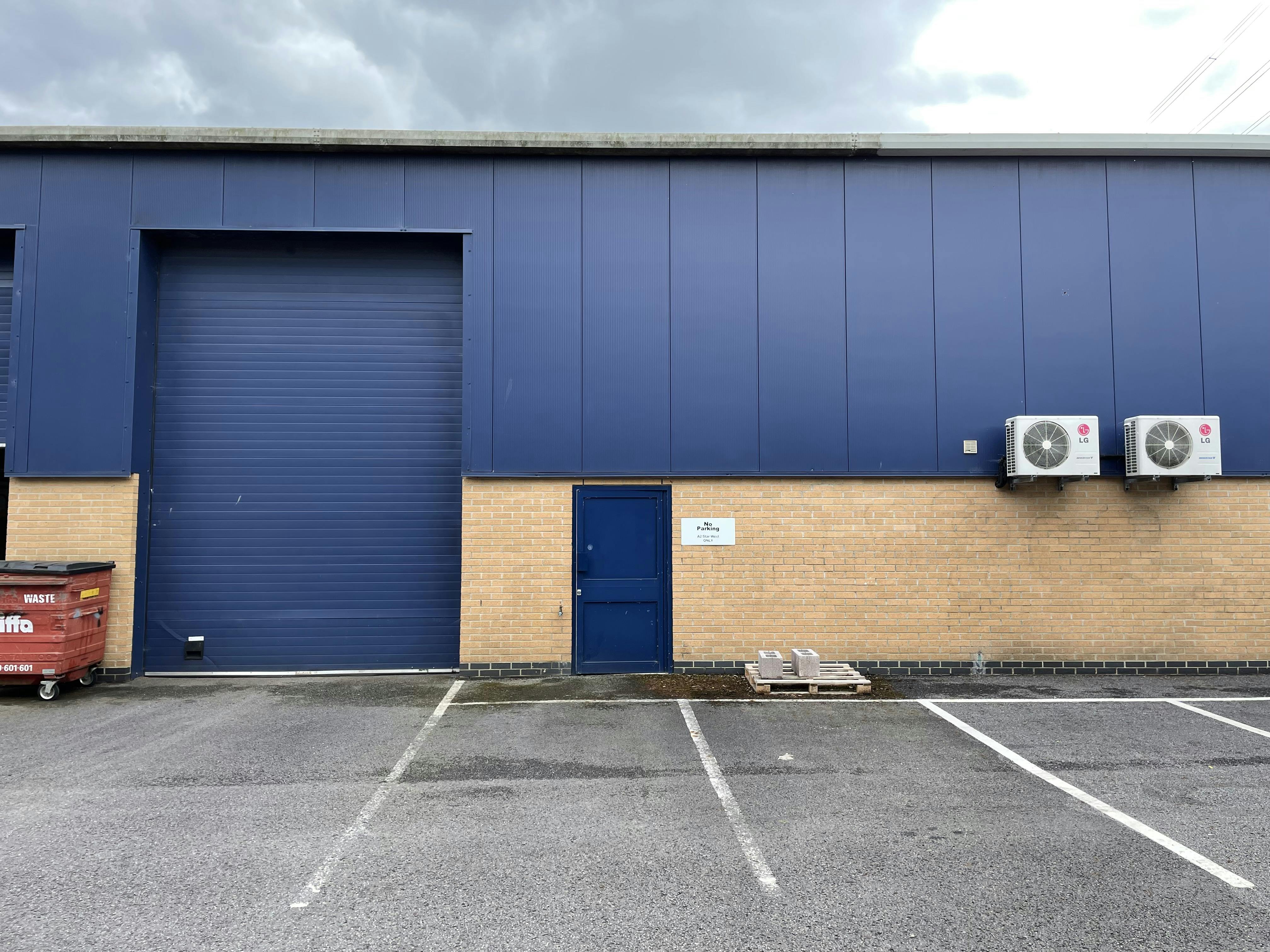 Unit A2, Star West, Westmead Industrial Estate, Swindon, Industrial To Let - IMG_0520.jpg