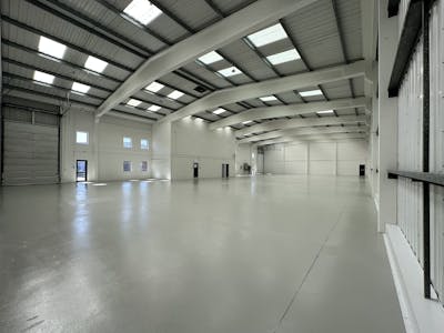 Unit 8 Meadow View, Long Crendon, Industrial To Let - IMG_4838.JPEG