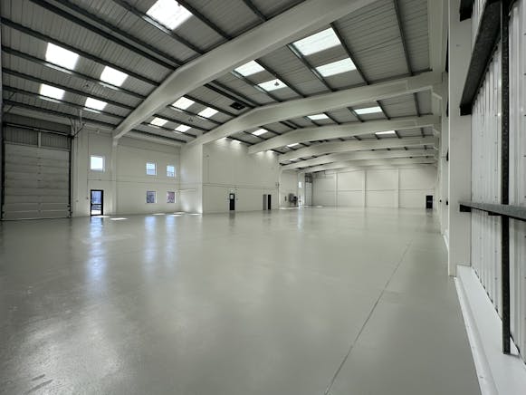 Unit 8 Meadow View, Long Crendon, Industrial To Let - IMG_4838.JPEG
