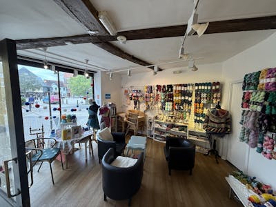 19 The Square, Petersfield, Retail To Let - Photo 21082025 14 08 23.jpg