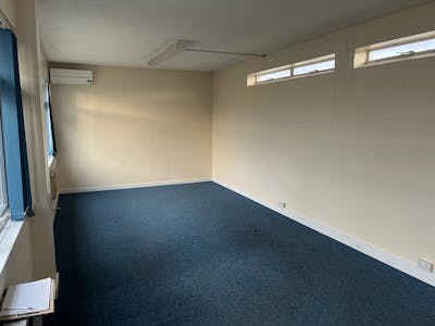 Unit 4 Clark Avenue, Porte Marsh Industrial Estate, Calne, Office To Let - 4.jpg