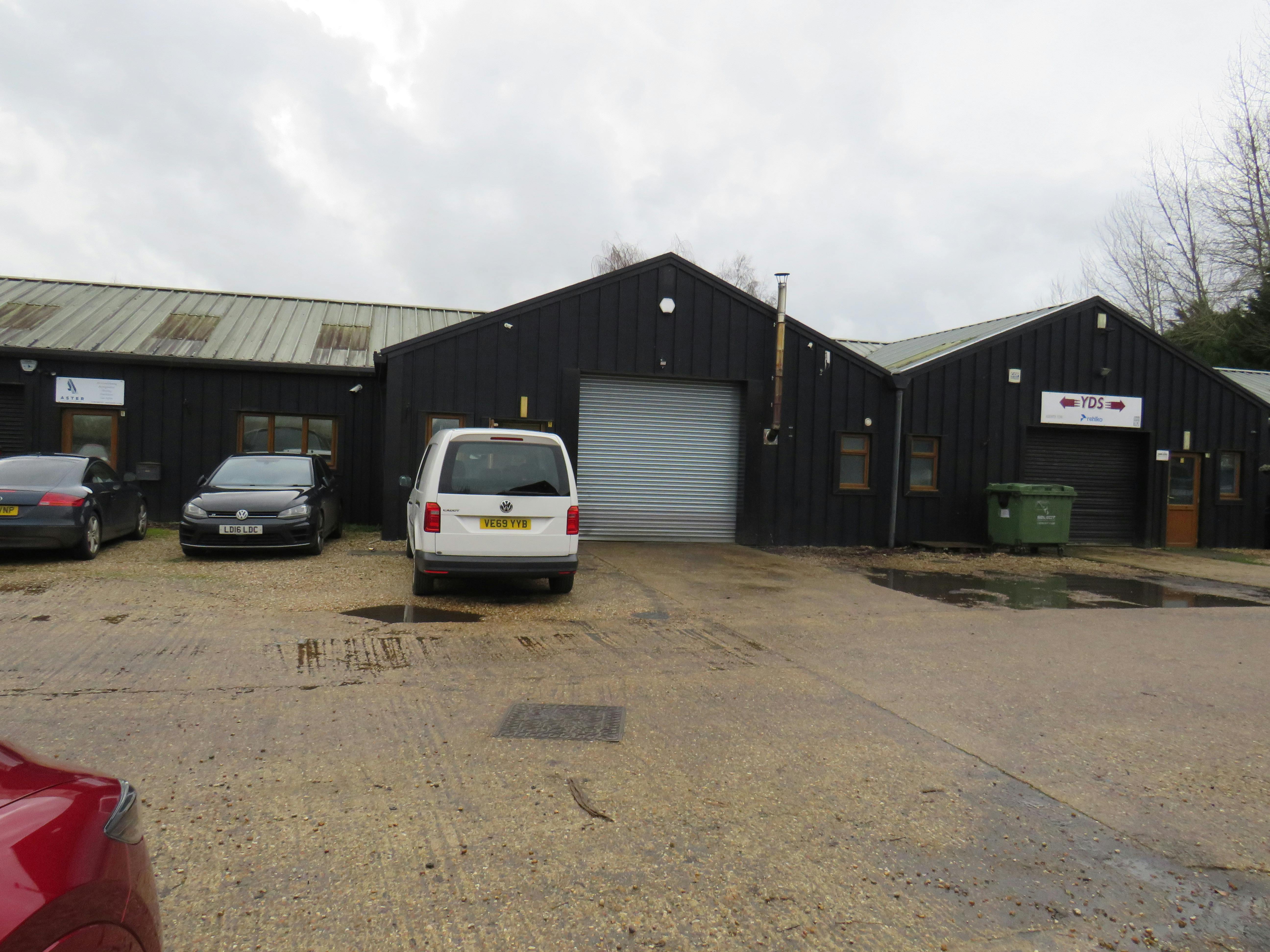 Unit 9 Taplins Court, Hartley Wintney, Warehouse & Industrial To Let - IMG_1931.JPG