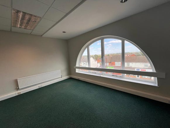 3 Cromwell Court, New Street, Aylesbury, Offices To Let - WhatsApp Image 20250813 at 110027_7232b885.jpg