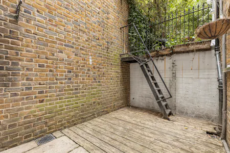 St John Street, London, Residential Flat To Let - Rear Patio