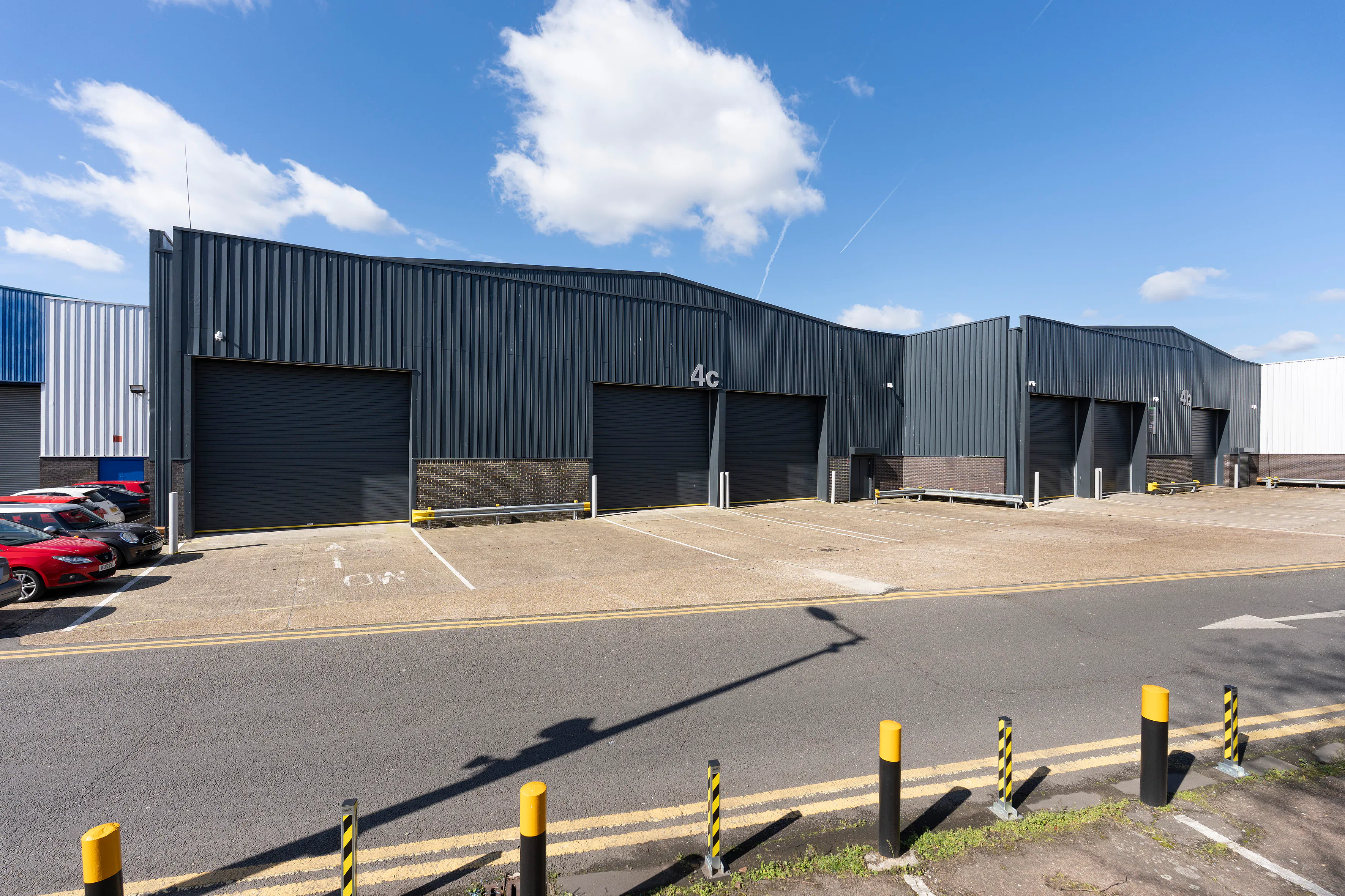 Unit 4D, Swallowfield Way, Swallowfield Way Industrial Centre, Hayes ...
