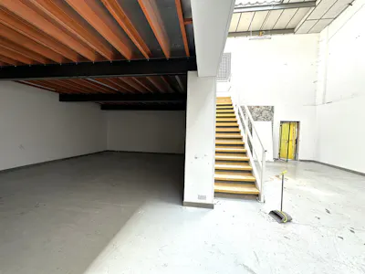 Unit 17 Capitol Industrial Park, Colindale, Industrial To Let - 20260527_101916908_iOS.jpg