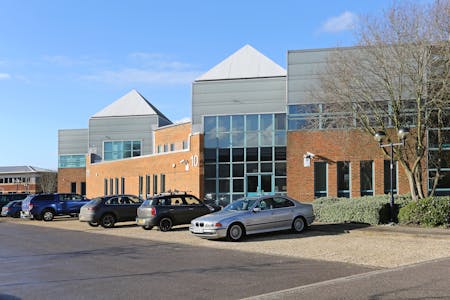 10 Southwood Business Park, Armstrong Mall, Farnborough, Industrial / Warehouse To Let - Unit 10