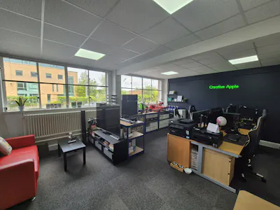 Europa Business Park, Cheadle, Industrial/Logistics / Office To Let - 20260619_131106.jpg