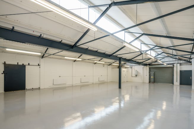 Unit 6 Zennor Trade Park, Balham, Industrial To Let - balham-zennor-103.jpg