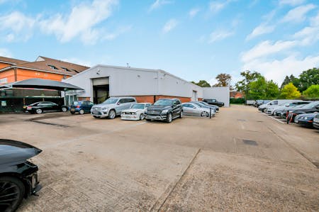Bells Hill, Slough, Industrial To Let - Image 1