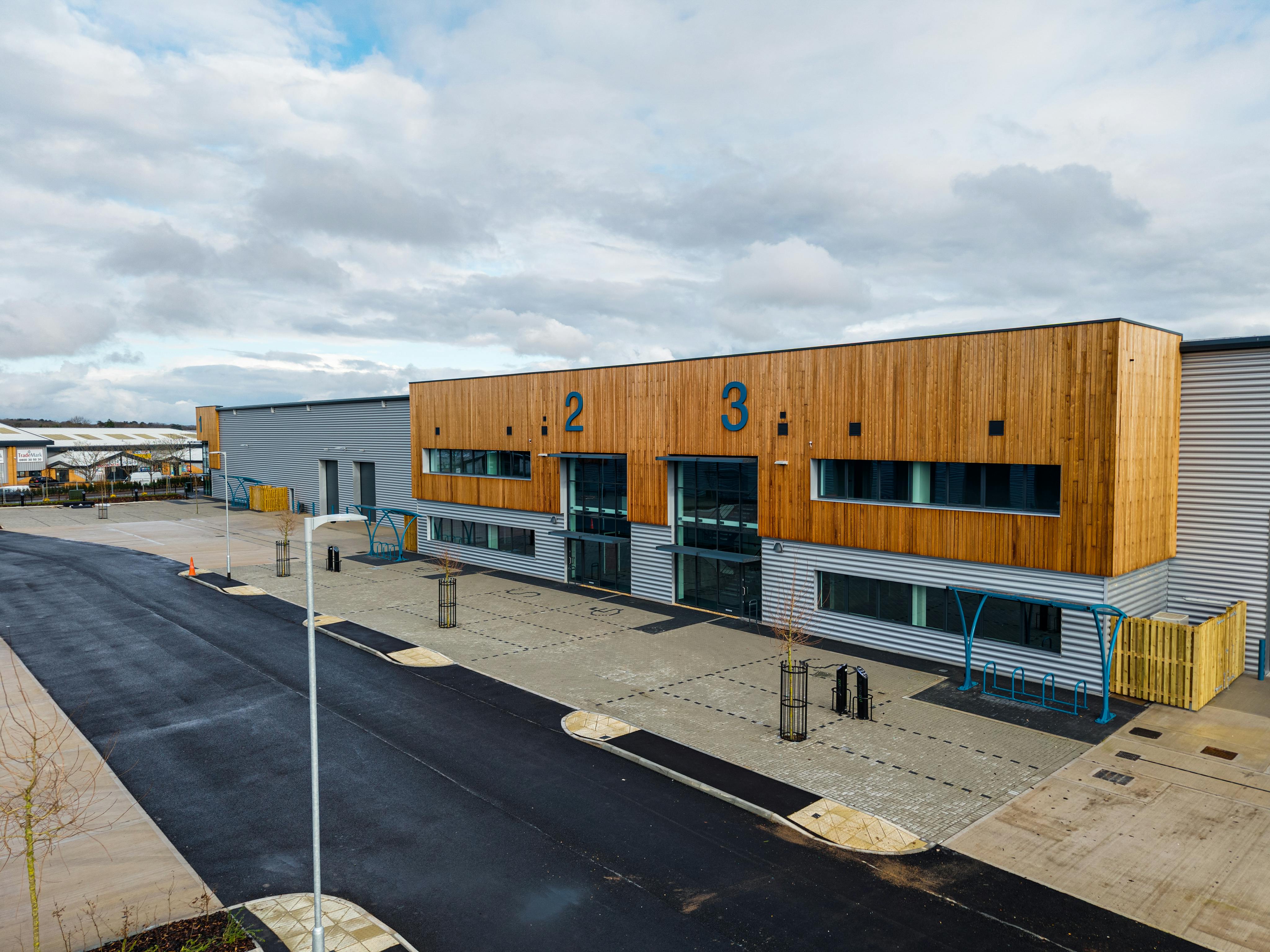 Unit 3, Hurricane Urban Hub, Reading, Berkshire, Warehouse & Industrial To Let - drone_day_0025.jpg