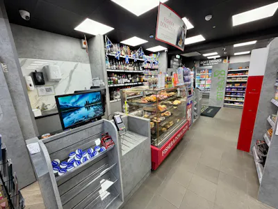 Greens of Broughty Ferry, 38-40 Claypotts Road, Dundee, Convenience Store For Sale - Bf counter1.jpeg