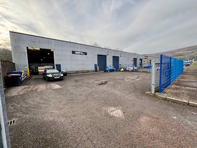 Unit 15, Springvale Industrial Estate, Cwmbran, Industrial To Let - IMG_7010.jpg