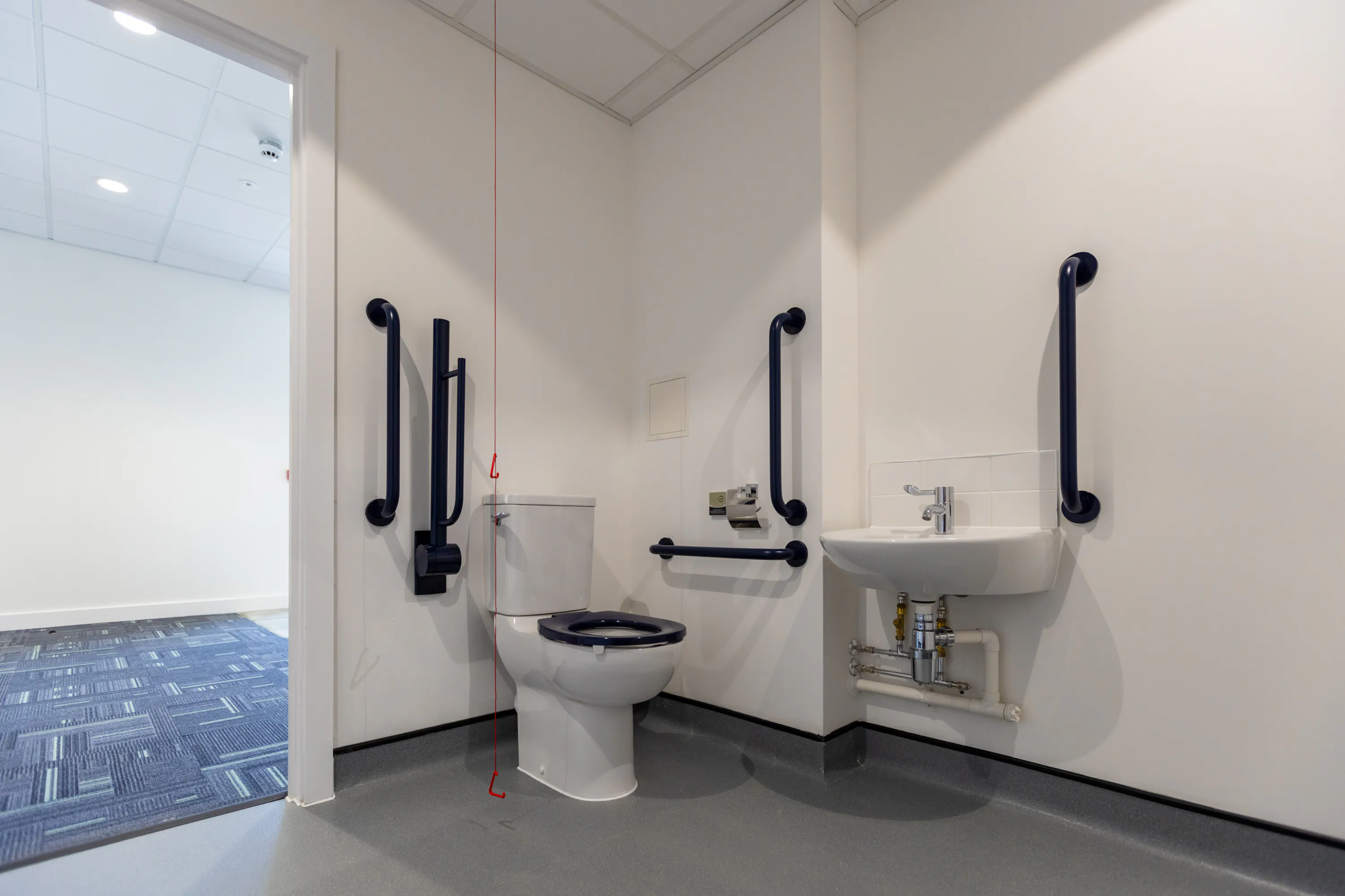 Unit 4 T45, Aire Valley Road, Leeds, West Yorkshire, LS9 0AA