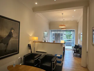 110 Drymen Road, Glasgow, Retail To Let - 110 Drymen Rd , Bearsden - 002.jpg