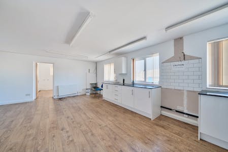 Unit 5, Eastbury Road, London, Industrial/Logistics To Let - 1273136 12.jpg