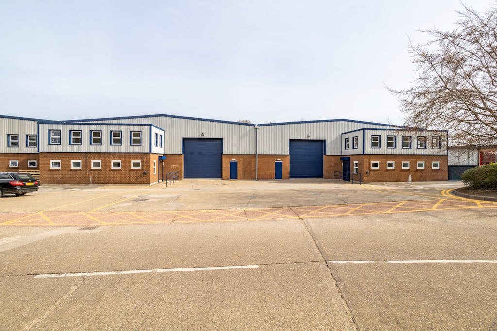 Lawrence Way Ind Estate - Dunstable-87