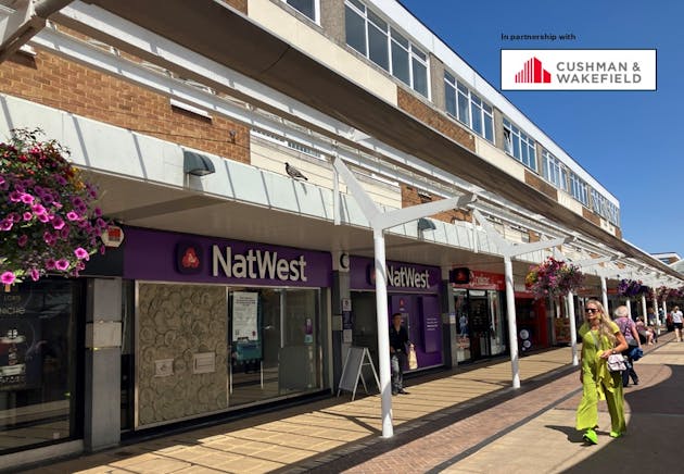 3-5 North Walk, Yate, Retail To Let - FRONT WITH LOGO.jpg 3-5 North Walk, Yate, Retail To Let - FRONT WITH LOGO.jpg