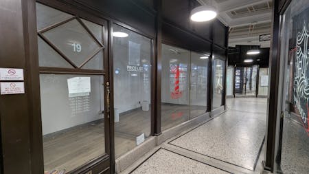 Harris Arcade, Reading, Retail To Let - U19.jpg