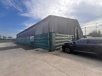 Unit 6A & 9 Gawcott Fields, Buckingham, Industrial / Workshops To Let - WhatsApp Image 2025-07-01 at 12.58.15_52de9d8c.jpg