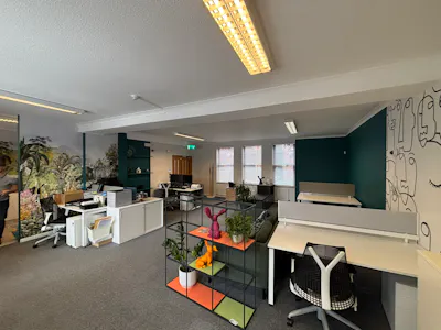 Unit 9 Winchester Place, Poole, Office To Let - IMG_4132.JPEG