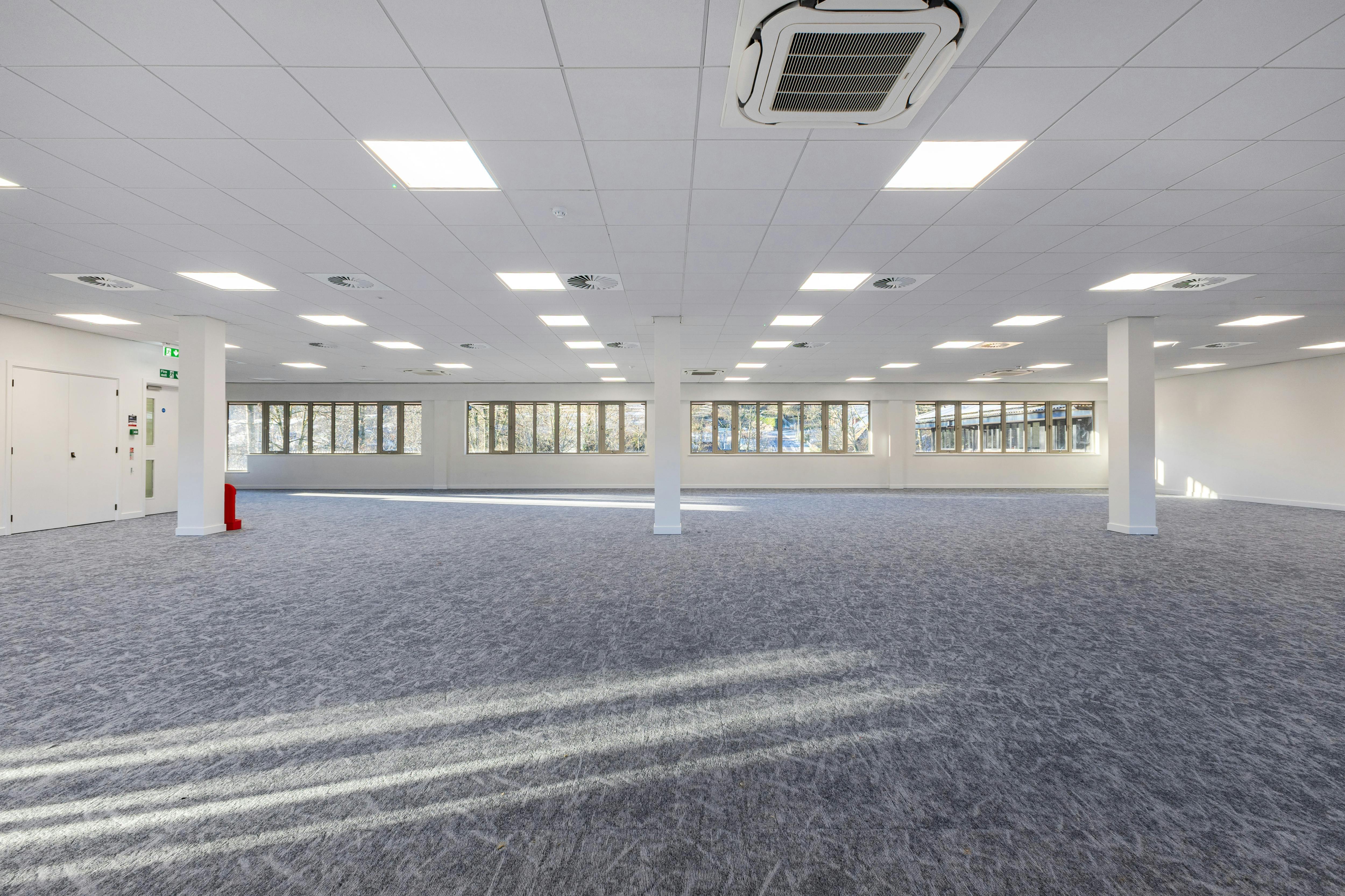 First Floor, Hampden Court, High Wycombe, Offices To Let - 101969_Hampden-Court-Kingsmead-Business-Park (10).jpg