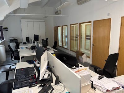 Langley House, London, Office To Let - 5.jpg