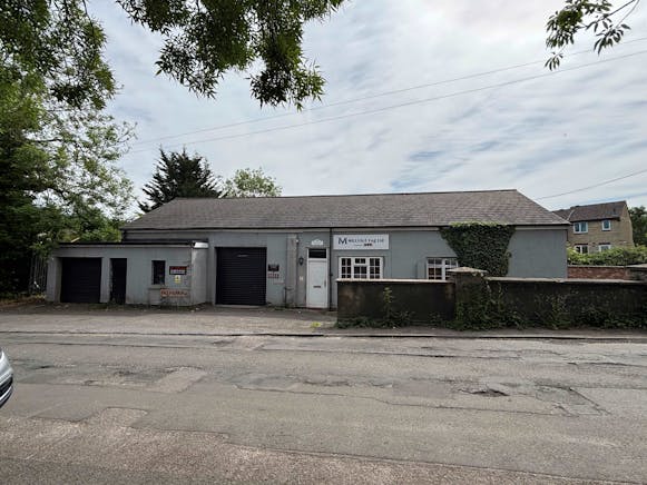 Millvale House, Stroud For Sale - Ext 2.jpg