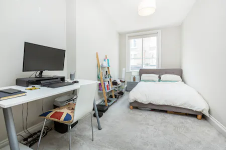 Putney High Street, London, Residential Flat To Let - Bedroom 1