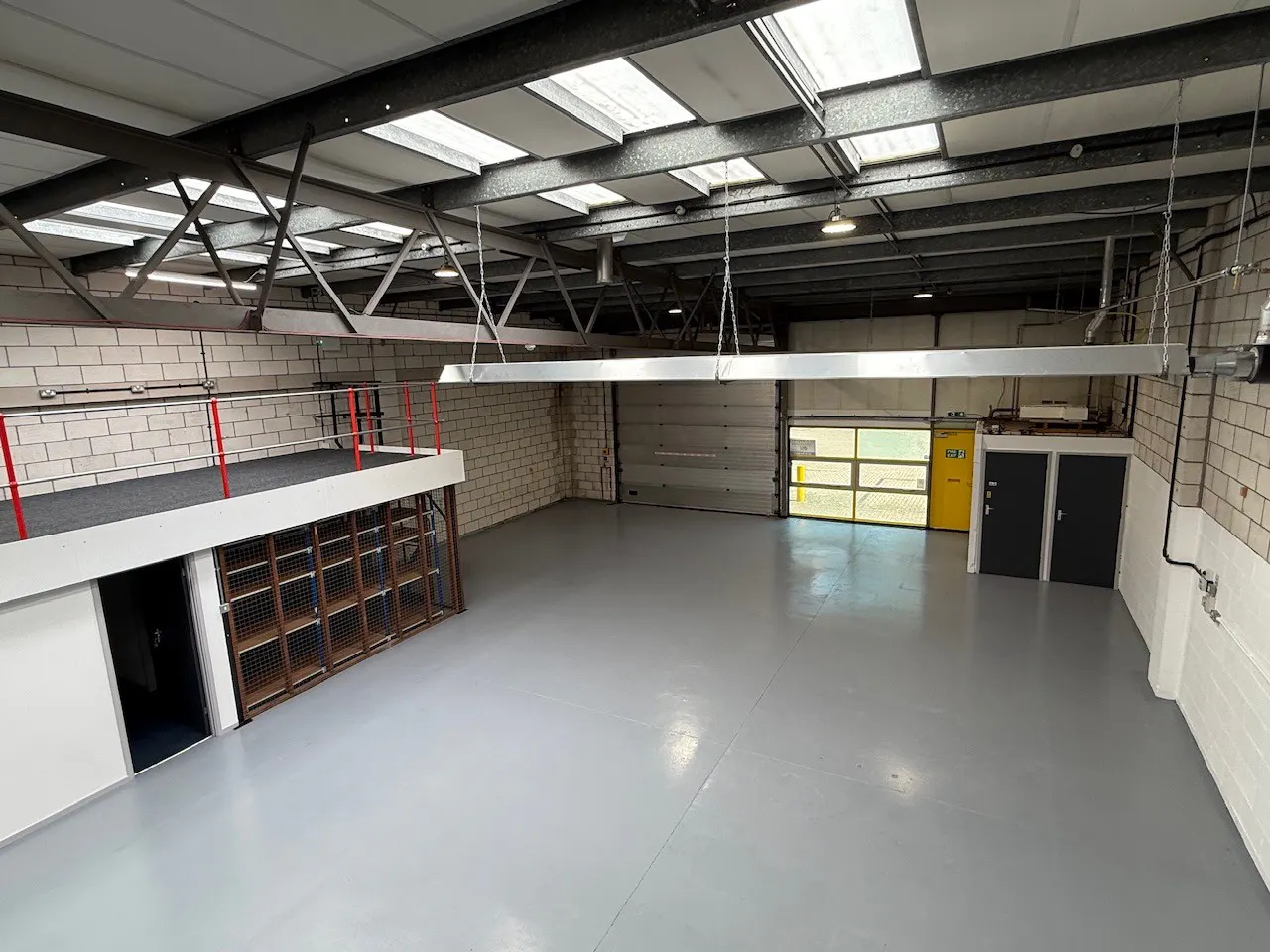 Unit 16 Ash, Kembrey Park,, Swindon, Industrial To Let - 5.jpg