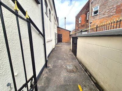 144 Mossley Road, Ashton-under-Lyne, Other For Sale - 20250328_121856.jpg