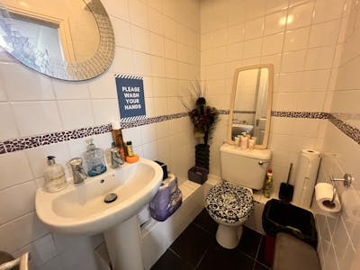 52 High Street, Knaresborough, Investment For Sale - image00035.jpeg