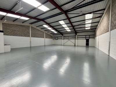 Unit B6 Ashmount Business Park, Upper Fforest Way, Swansea, Industrial To Let - B6 Ashmount 03.jpg