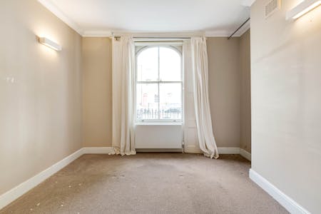 Cloudesley Road, London, Maisonette To Let - Bedroom One