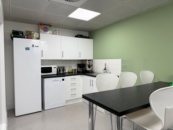 Toronto Square, Toronto Street, Leeds, Office / Office To Let - 20260512_131014146_iOS.jpg