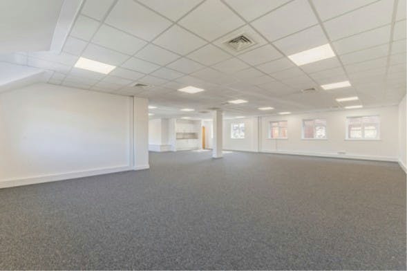 Suite 4, Binfield, D1 / Office To Let - Picture2 ii.jpg