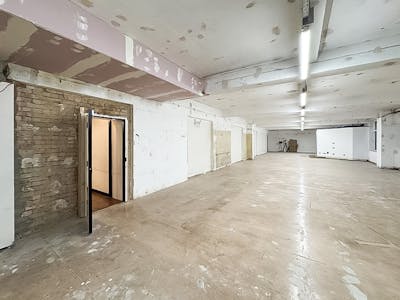 72-74 Margaret Street, London, Office To Let - Image 5.jpg