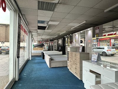 68 Dunstable Road, Luton, Development / Investment / Retail For Sale - IMG_5179.JPG