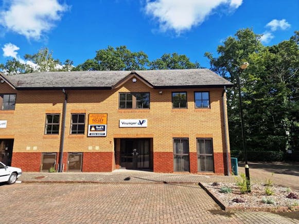 Unit 7 Fortuna Court, Aldermaston, Office To Let - 20240912_113451.jpg