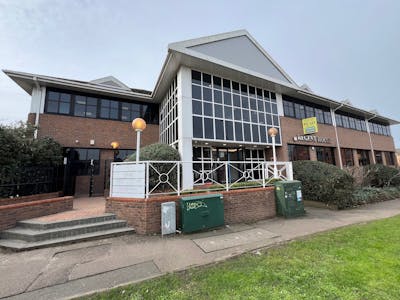 Regent House, Borehamwood, Office To Let / For Sale - 16.jpg