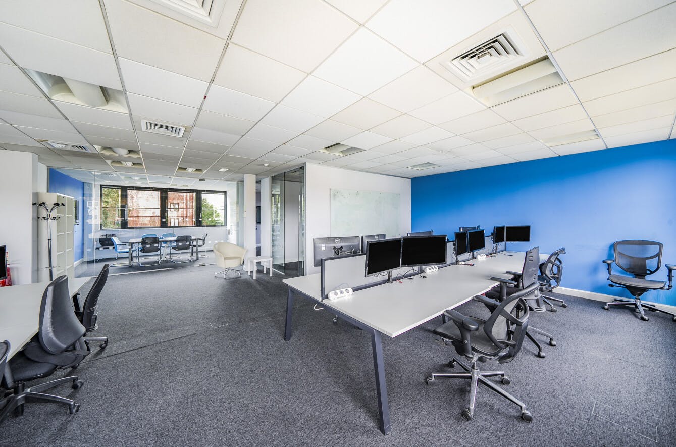 Staines One, Station Approach, Staines-Upon-Thames, Office To Let - 1174847 (4).jpg