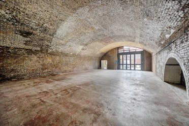 387 Railway Arches, London, Warehouse & Industrial To Let - 138890716938198498eb5.jpg - More details and enquiries about this property